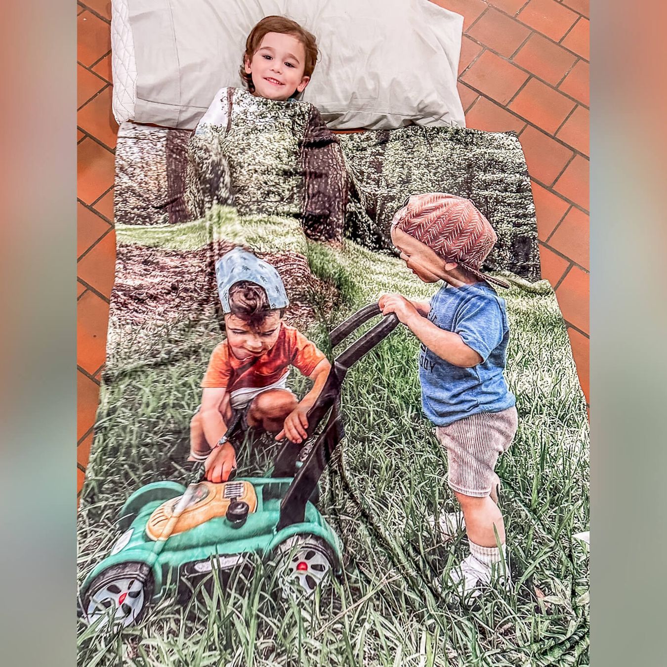 Select to view 'Custom Photo Blankets' image